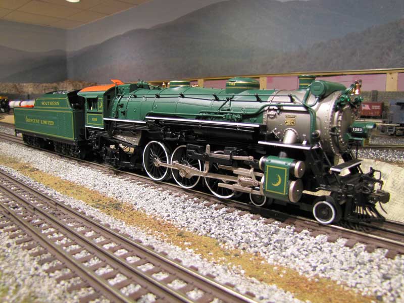 o scale locomotive