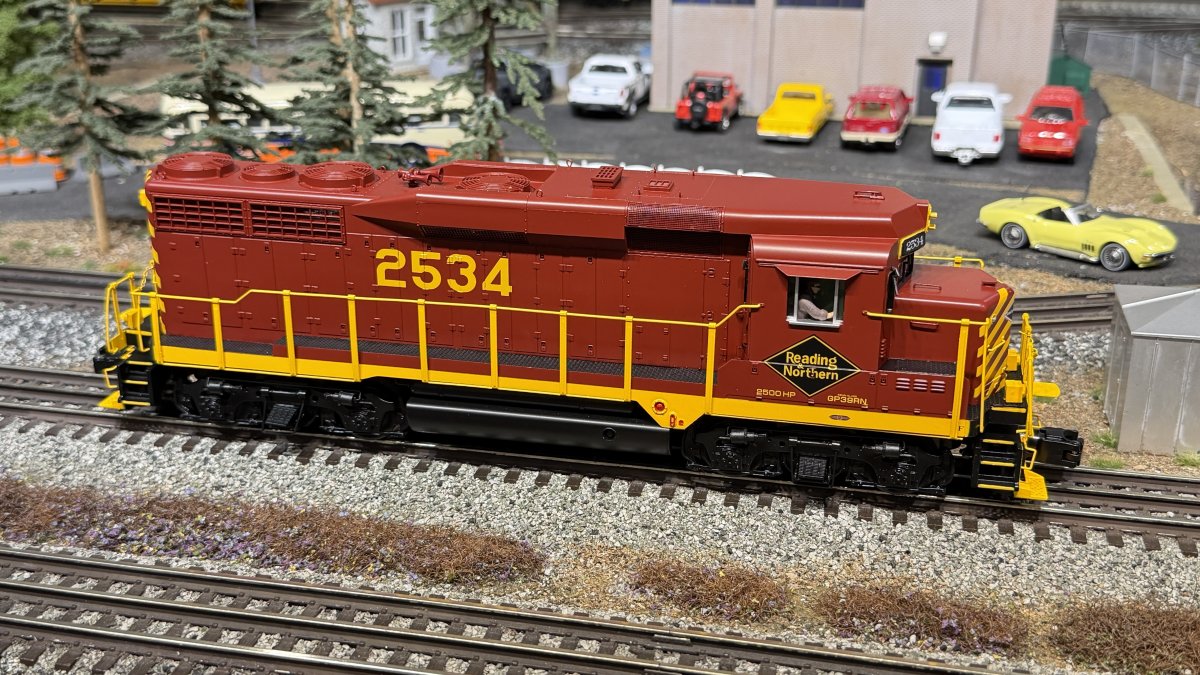 Reading & Northern GP30 Locomotive