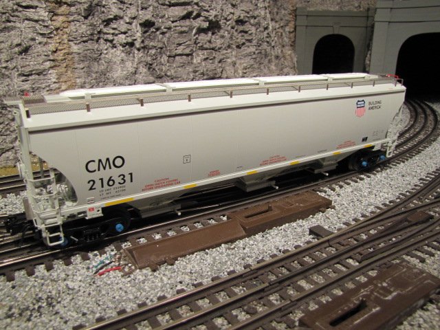 Union Pacific (CMO) Trinity 5161 cu. ft. Covered Hopper #21631