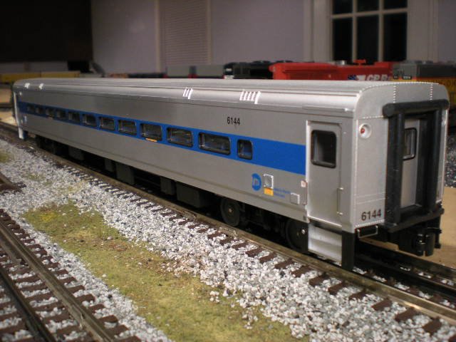 Comet II Passenger Car Metro North #6144
