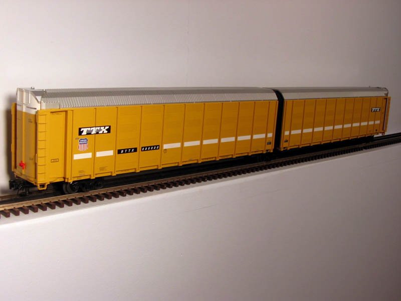 Union Pacific #880000 Articulated Auto Carrier