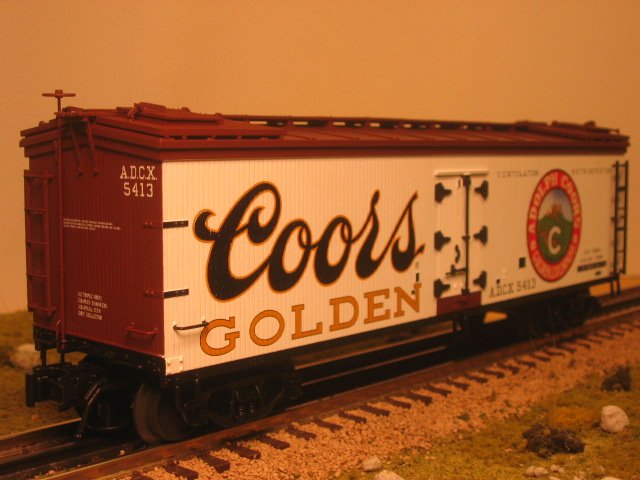 Coors 40' Wood Reefer Car #5413