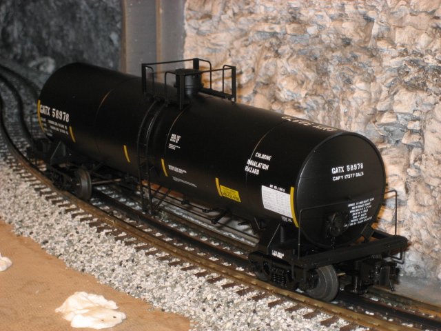 GATX (w/Conspicuity Stripes) 17,360 Gallon Tank Car #58978