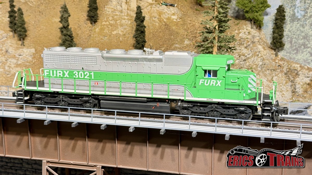 FURX SD40-2