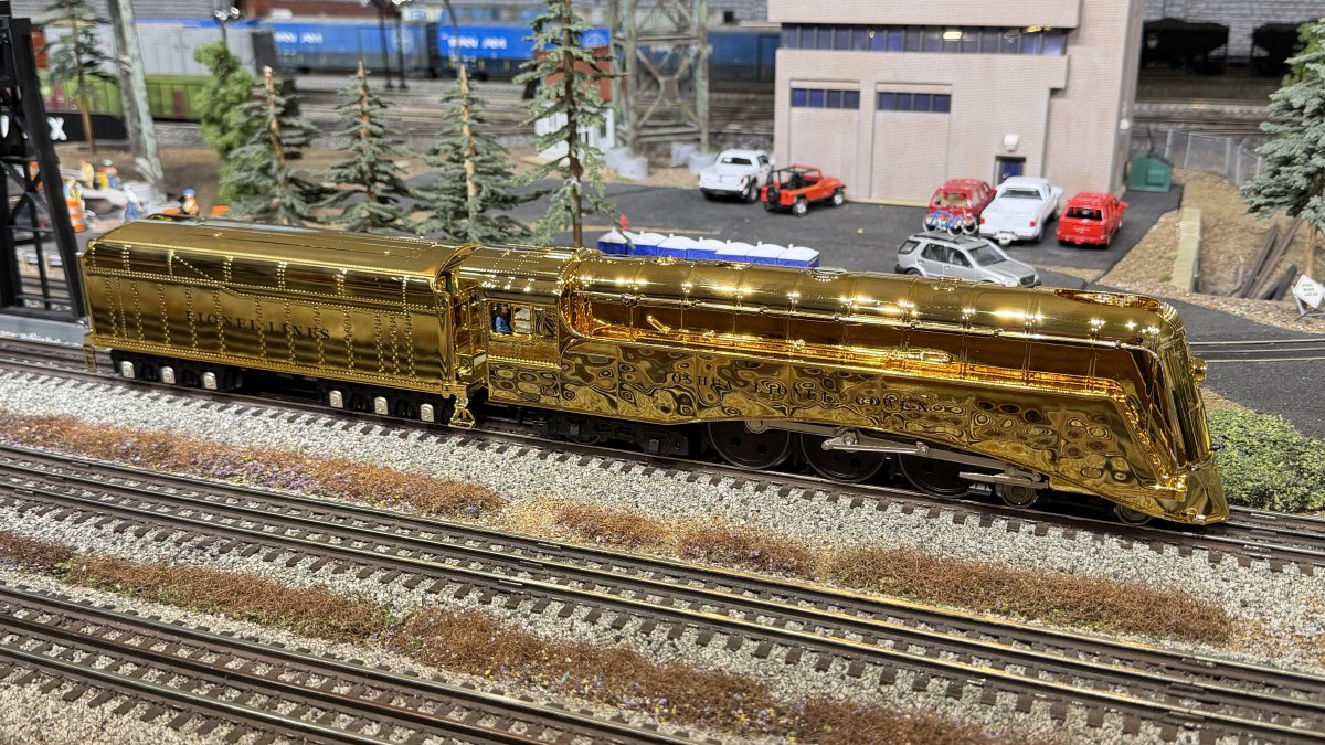 Gold Lionel 125th Vision Hudson