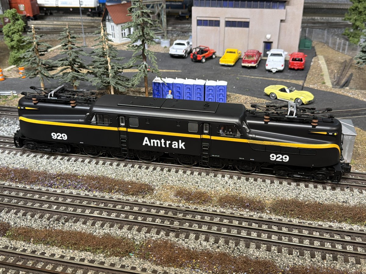 Amtrak Vision GG1 #929
