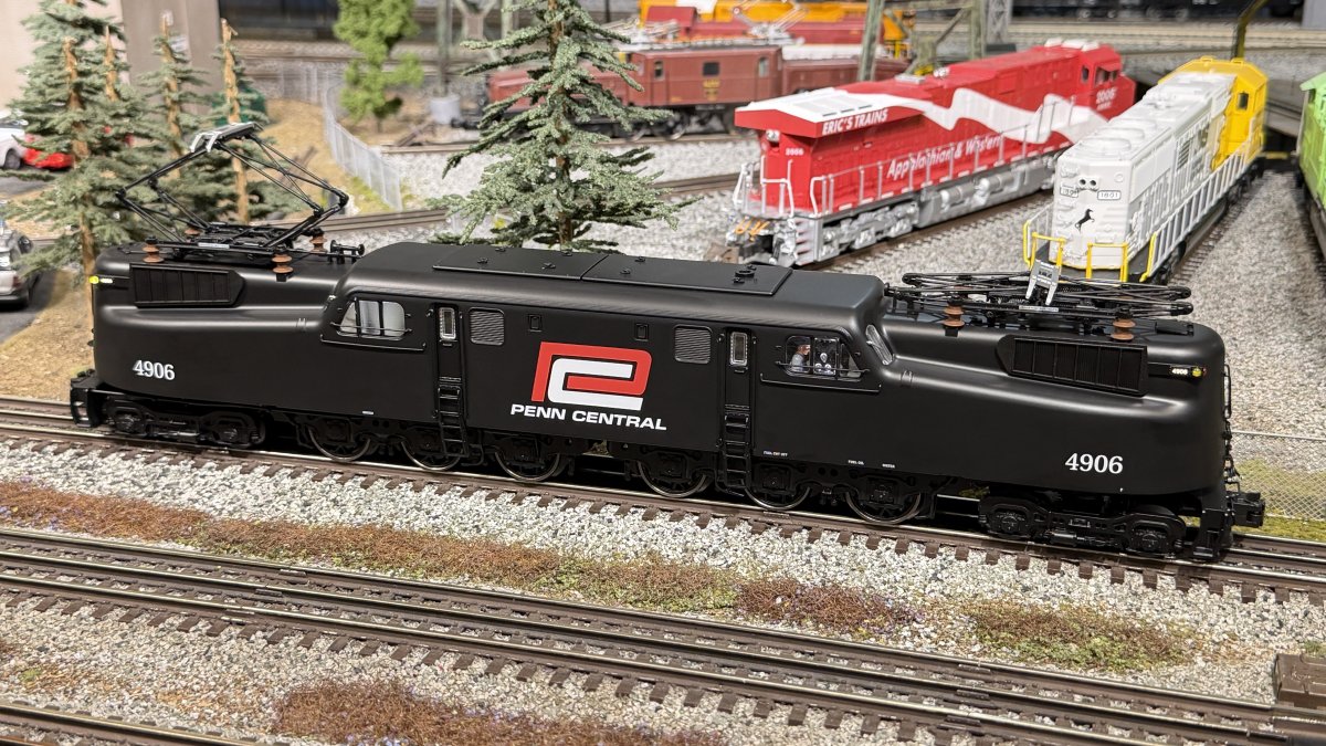 Vision Line Penn Central GG1