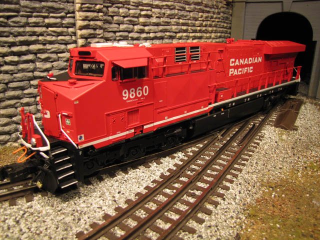 Vision Line ES44AC Hybrid Diesel