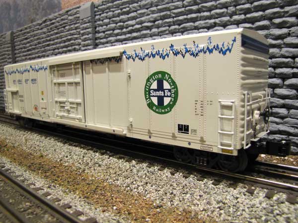 BNSF 57' Mechanical Refrigerator Car w/Cooling Generator Sound Effects
