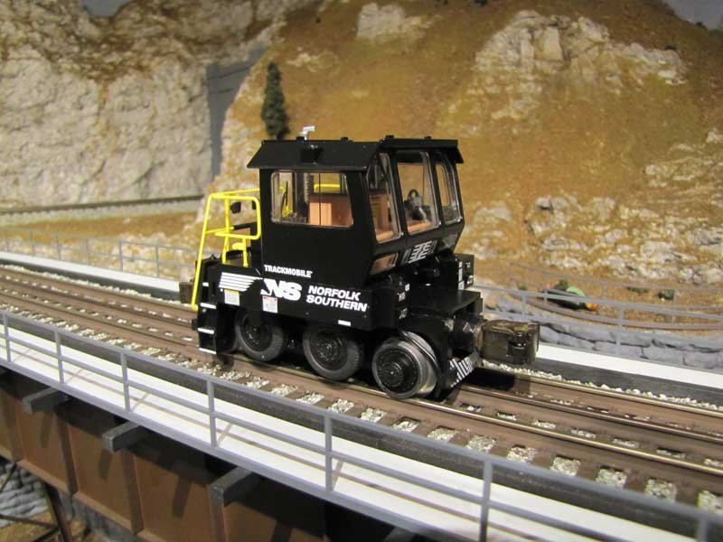 Norfolk Southern Trackmobile