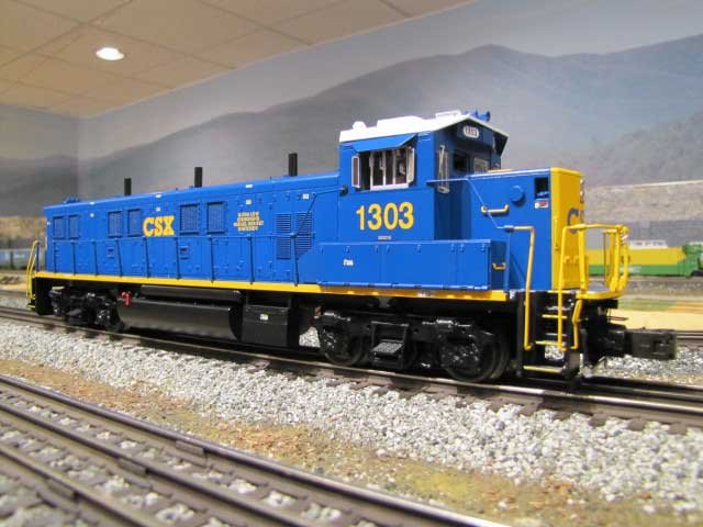 CSX 3GS21B Genset Switcher #1303 w/Legacy