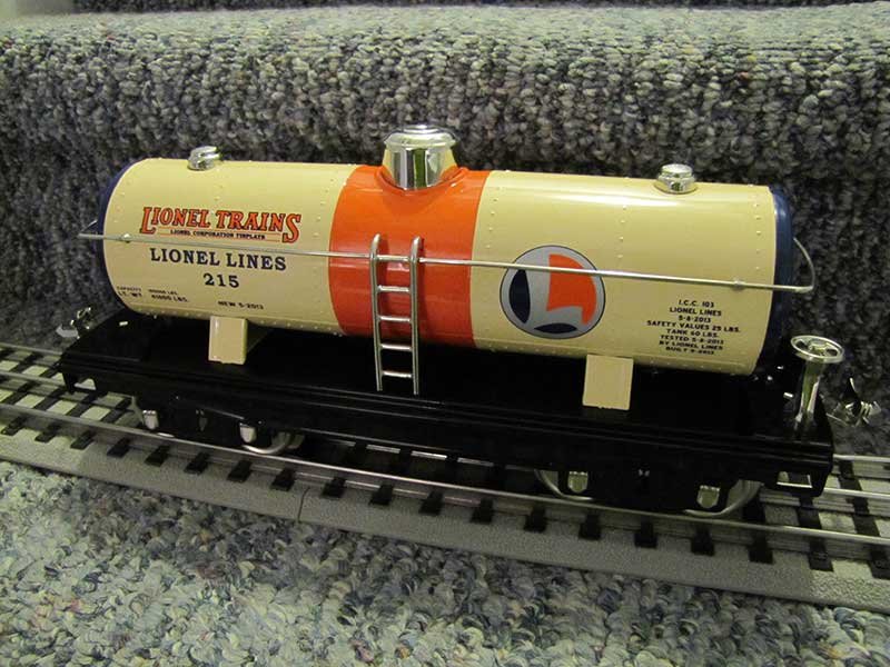 Lionel Corporate Tinplate (MTH) No. 215 Std. Gauge Oil Car (MTHRRC 2013)