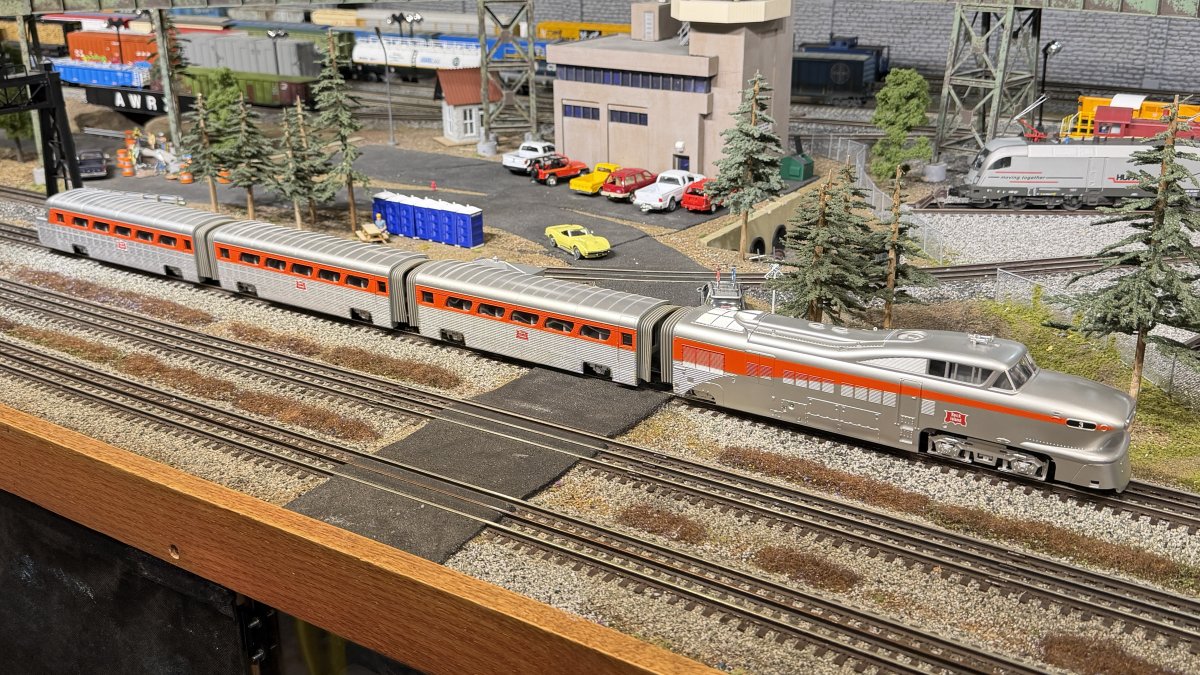 Rock Island Aerotrain Set