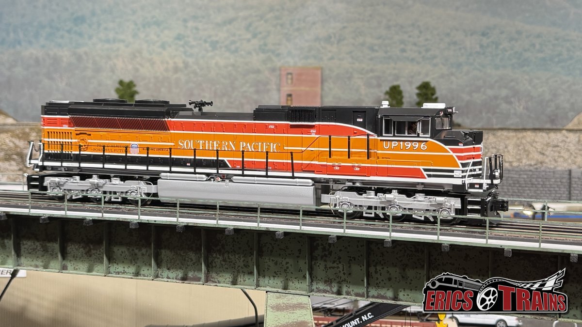 Southern Pacific SD70ACe Diesel Heritage Set w/Proto-Sound 2.0