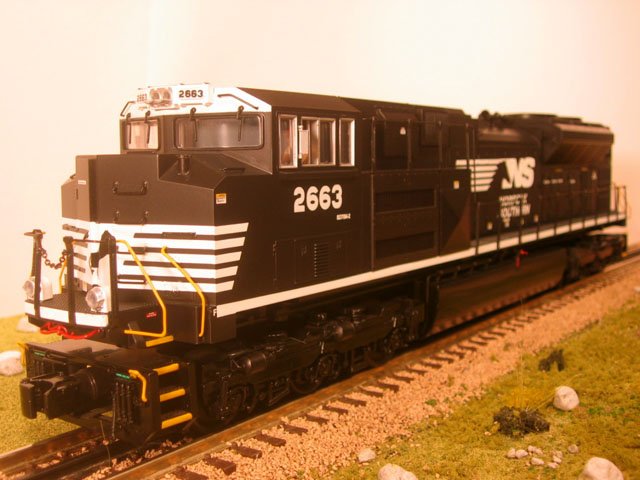 Norfolk Southern SD70M-2 Diesel Engine w/Proto-Sound 2.0