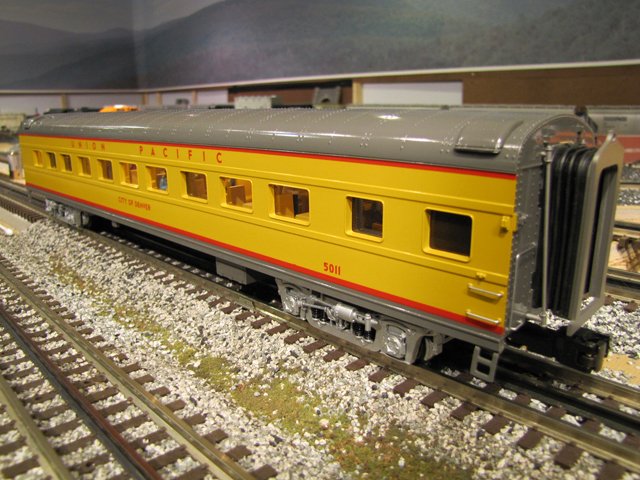 Union Pacific 70' "City of Denver" Diner Car (2009 Dealer Appreciation Program)