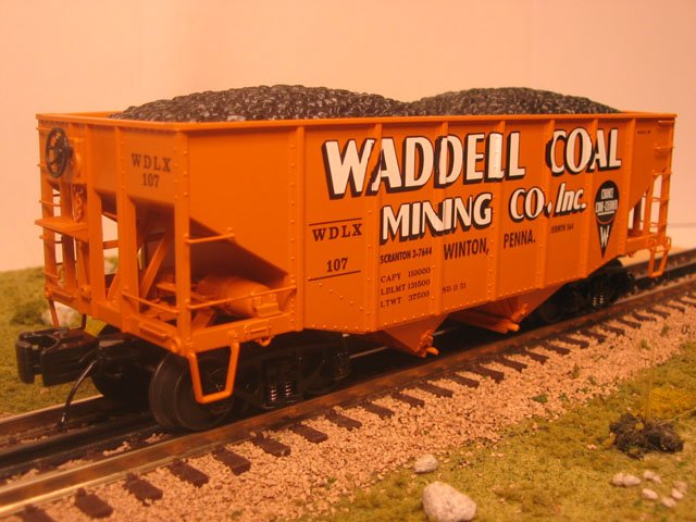 Waddell Coal 2-Bay Fish Belly Hopper Car w/Coal (MTHRRC 2007)