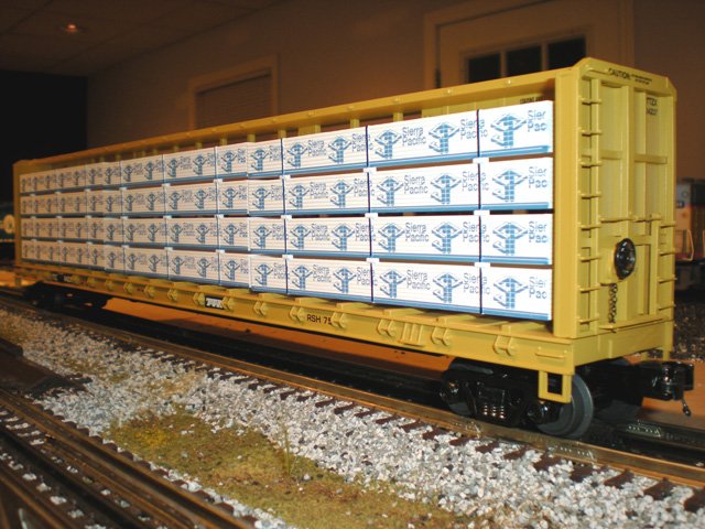 TTX Center Beam Flat Car w/Lumber Load #84557