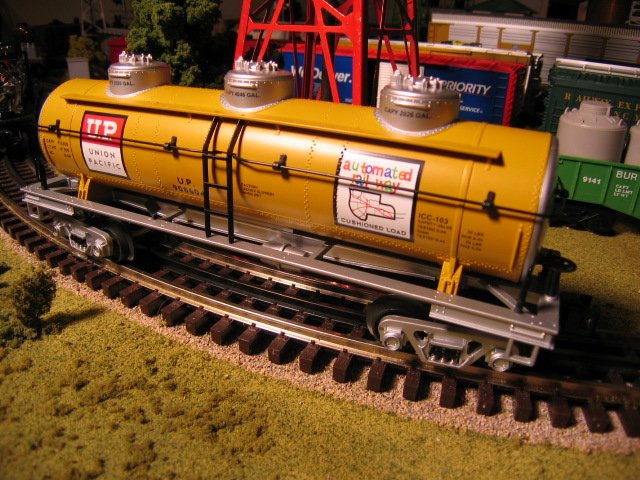 Union Pacific 3-Dome Tank Car