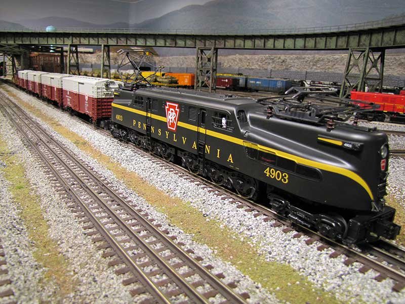 Pennsylvania GG-1 Express Freight Train Set