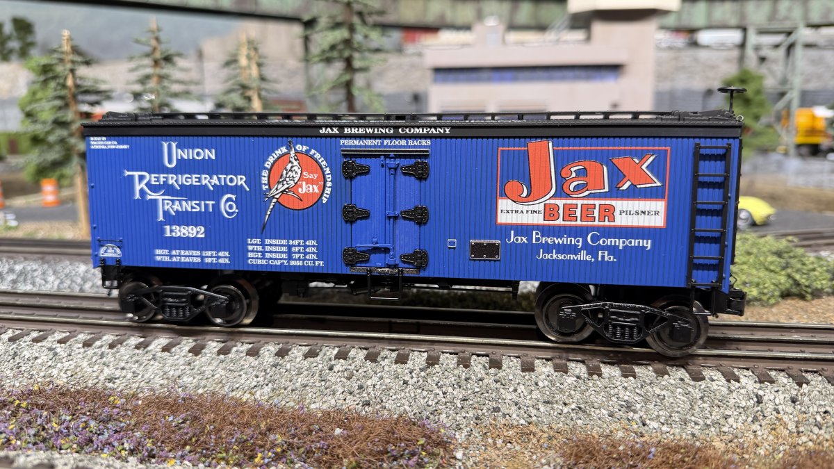 Jax Beer 36ft Wood Side Reefer Car