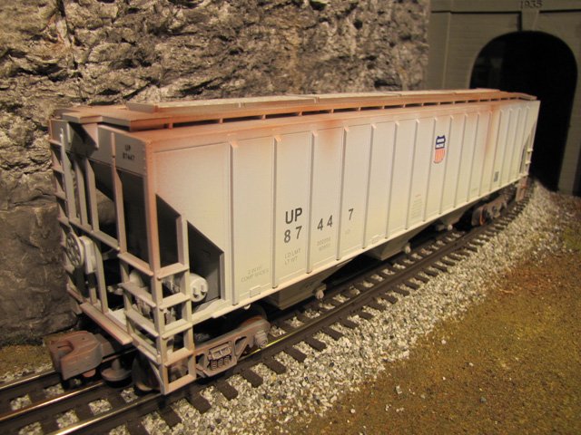 Union Pacific PS-2 CD Grain Hopper #87447